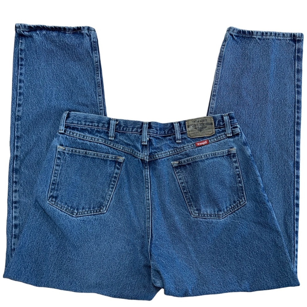 Wrangler Jeans Mens 38x34 Relaxed Fit Blue Denim 9760WDR Dark Wash WR9W3